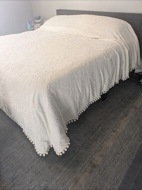 Vintage Cream King Chenille Cotton Comforter - Neutral Bedding